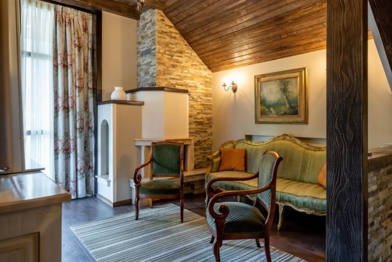 Bușteni Szállás | Motel (K1445-76) A kép szerzői jogvédelem alatt állhat. Javasolt a kapcsolatfelvétel a jog tulajdonossal.