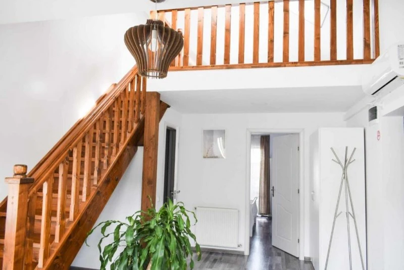 Bușteni Cazare | Aparthotel (K1582-35) Imaginea poate fi supusă drepturilor de autor. Se recomandă contactarea titularului drepturilor.