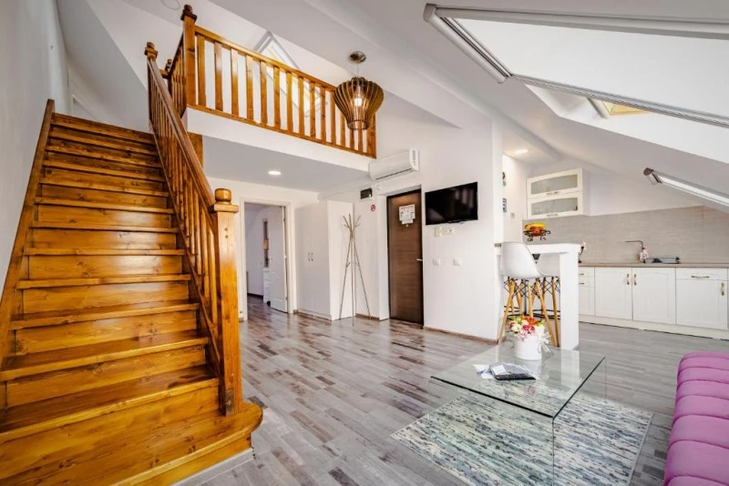 Bușteni Cazare | Aparthotel (K1583-71) Imaginea poate fi supusă drepturilor de autor. Se recomandă contactarea titularului drepturilor.