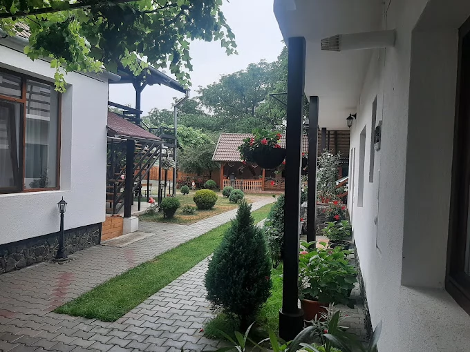 Kercisóra Szállás | Motel (K1487-1) A kép szerzői jogvédelem alatt állhat. Javasolt a kapcsolatfelvétel a jog tulajdonossal.