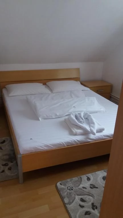 Cârțișoara Cazare | Motel (K1487-28) Imaginea poate fi supusă drepturilor de autor. Se recomandă contactarea titularului drepturilor.