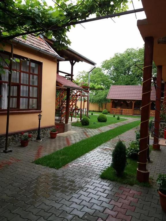 Kercisóra Szállás | Motel (K1487-38) A kép szerzői jogvédelem alatt állhat. Javasolt a kapcsolatfelvétel a jog tulajdonossal.