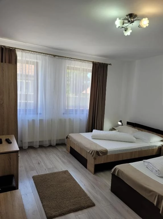 Kercisóra Szállás | Motel (K1487-48) A kép szerzői jogvédelem alatt állhat. Javasolt a kapcsolatfelvétel a jog tulajdonossal.