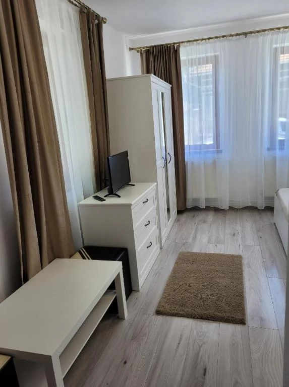 Kercisóra Szállás | Motel (K1487-49) A kép szerzői jogvédelem alatt állhat. Javasolt a kapcsolatfelvétel a jog tulajdonossal.