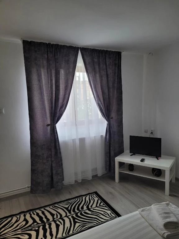 Kercisóra Szállás | Motel (K1487-54) A kép szerzői jogvédelem alatt állhat. Javasolt a kapcsolatfelvétel a jog tulajdonossal.