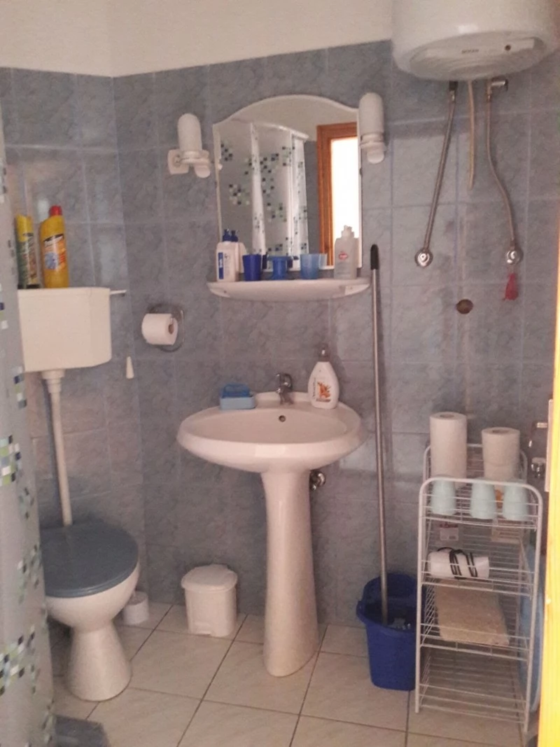 Jula Cazare | Sat de vacanță (K0511-12) Imaginea poate fi supusă drepturilor de autor. Se recomandă contactarea titularului drepturilor.