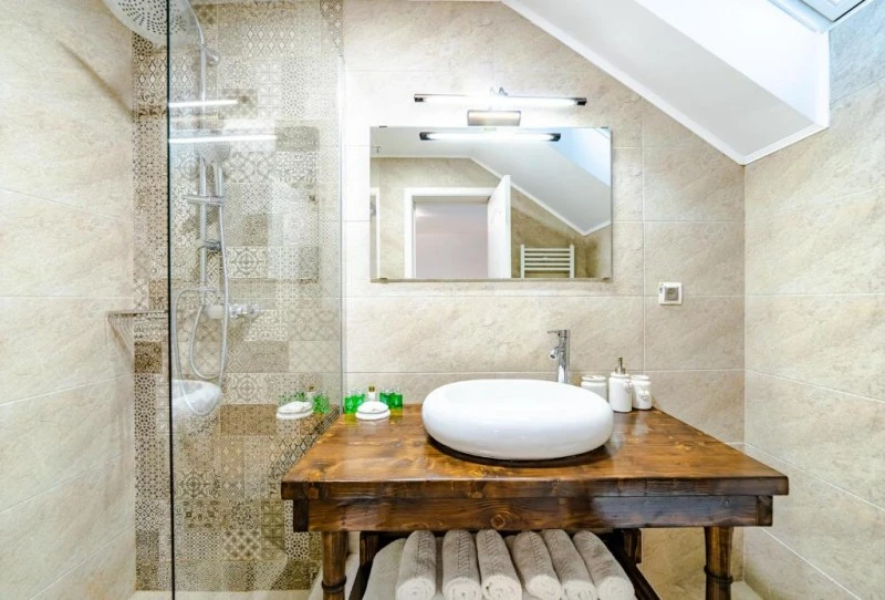 Bușteni Szállás | Hotel‑apartman (K1583-38) A kép szerzői jogvédelem alatt állhat. Javasolt a kapcsolatfelvétel a jog tulajdonossal.