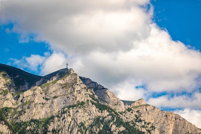 Bușteni Cazare | Han (K1583-79) Imaginea poate fi supusă drepturilor de autor. Se recomandă contactarea titularului drepturilor.