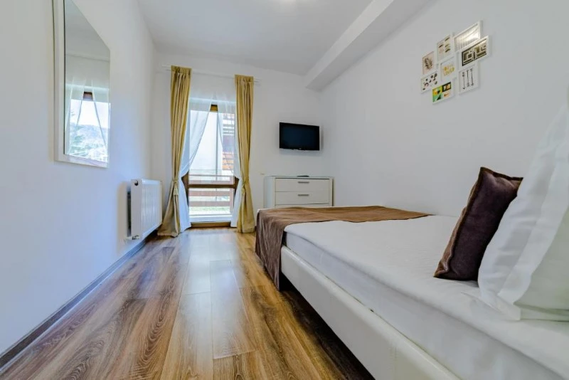 Bușteni Szállás | Hotel‑apartman (K1583-98) A kép szerzői jogvédelem alatt állhat. Javasolt a kapcsolatfelvétel a jog tulajdonossal.