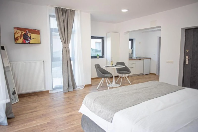 Bușteni Szállás | Hotel‑apartman (K1582-111) A kép szerzői jogvédelem alatt állhat. Javasolt a kapcsolatfelvétel a jog tulajdonossal.