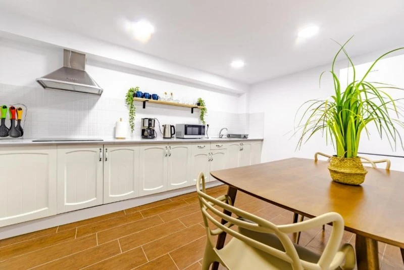 Bușteni Cazare | Hotel-apartament (K1584-33) Imaginea poate fi supusă drepturilor de autor. Se recomandă contactarea titularului drepturilor.