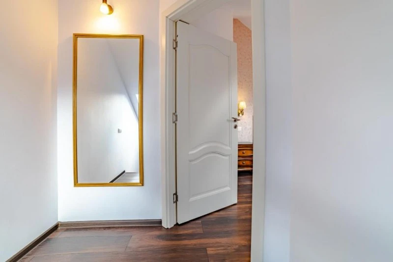 Bușteni Cazare | Hotel-apartament (K1584-44) Imaginea poate fi supusă drepturilor de autor. Se recomandă contactarea titularului drepturilor.