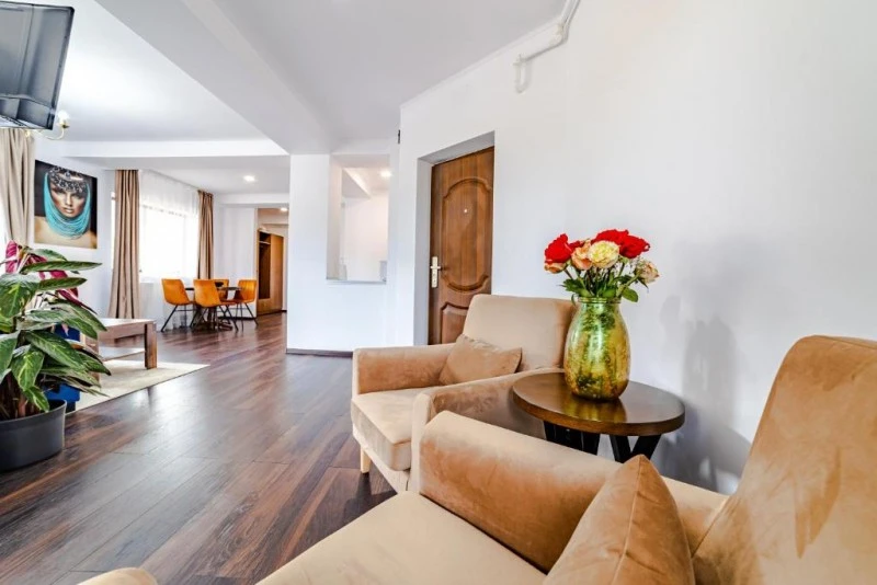 Bușteni Cazare | Hotel-apartament (K1584-54) Imaginea poate fi supusă drepturilor de autor. Se recomandă contactarea titularului drepturilor.