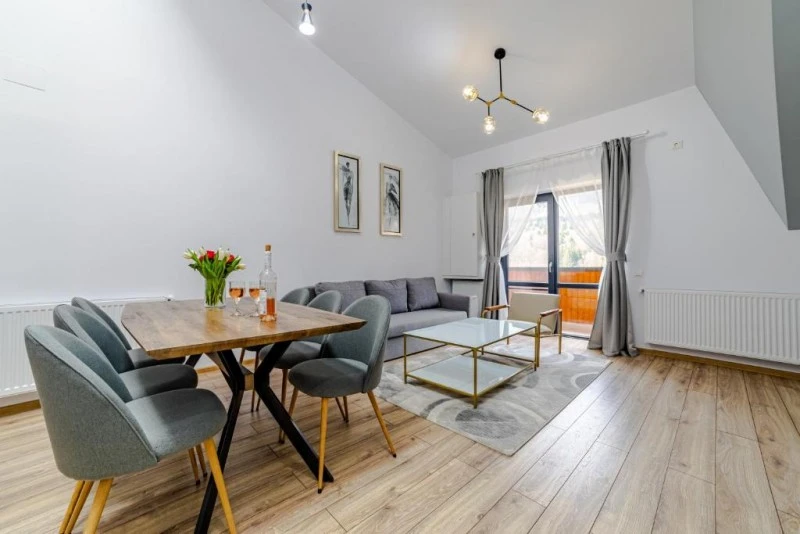 Bușteni Cazare | Aparthotel (K1585-8) Imaginea poate fi supusă drepturilor de autor. Se recomandă contactarea titularului drepturilor.