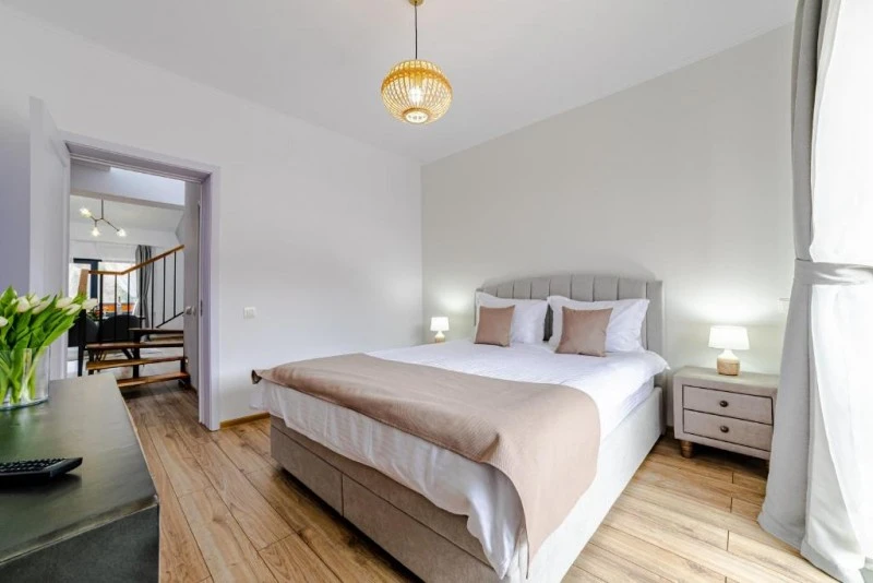 Bușteni Szállás | Hotel‑apartman (K1585-17) A kép szerzői jogvédelem alatt állhat. Javasolt a kapcsolatfelvétel a jog tulajdonossal.