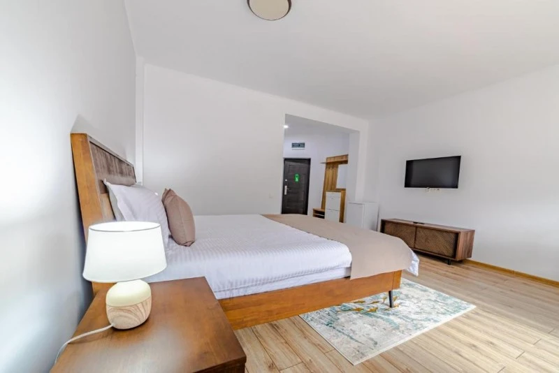 Bușteni Cazare | Aparthotel (K1585-21) Imaginea poate fi supusă drepturilor de autor. Se recomandă contactarea titularului drepturilor.