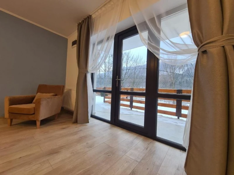 Bușteni Cazare | Hotel-apartament (K1585-32) Imaginea poate fi supusă drepturilor de autor. Se recomandă contactarea titularului drepturilor.