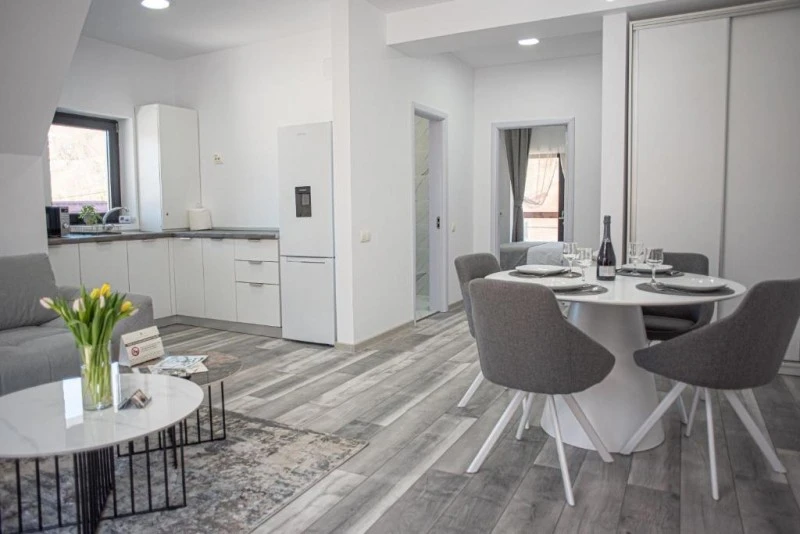 Bușteni Szállás | Hotel‑apartman (K1585-50) A kép szerzői jogvédelem alatt állhat. Javasolt a kapcsolatfelvétel a jog tulajdonossal.