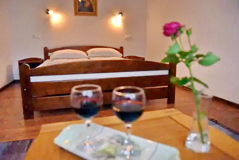 Farkaslaka Szállás | Motel (K0356-8) A kép szerzői jogvédelem alatt állhat. Javasolt a kapcsolatfelvétel a jog tulajdonossal.