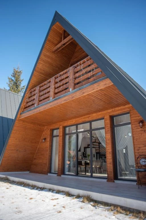 Bușteni Szállás | Fogadó (K1587-44) A kép szerzői jogvédelem alatt állhat. Javasolt a kapcsolatfelvétel a jog tulajdonossal.