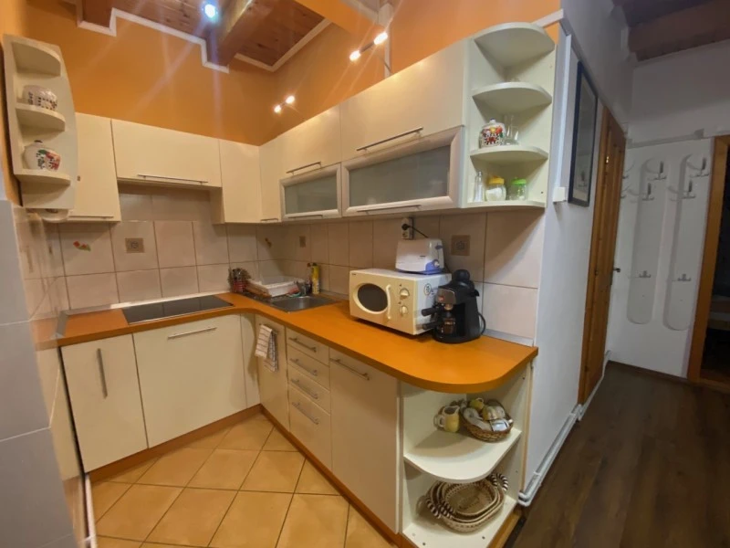 Corund Cazare | Sat de vacanță (K0351-5) Imaginea poate fi supusă drepturilor de autor. Se recomandă contactarea titularului drepturilor.