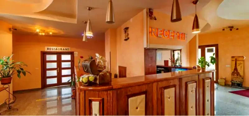 Kolozsvár Szállás | Hotel** (K1388-2) A kép szerzői jogvédelem alatt állhat. Javasolt a kapcsolatfelvétel a jog tulajdonossal. Kolozsvár Szállás | Hotel** (K1388-2) A kép szerzői jogvédelem alatt állhat. Javasolt a kapcsolatfelvétel a jog tulajdonossal.