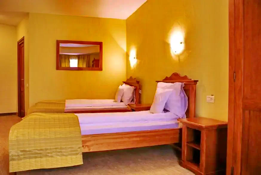 Kolozsvár Szállás | Hotel** (K1388-11) A kép szerzői jogvédelem alatt állhat. Javasolt a kapcsolatfelvétel a jog tulajdonossal. Kolozsvár Szállás | Hotel** (K1388-11) A kép szerzői jogvédelem alatt állhat. Javasolt a kapcsolatfelvétel a jog tulajdonossal.