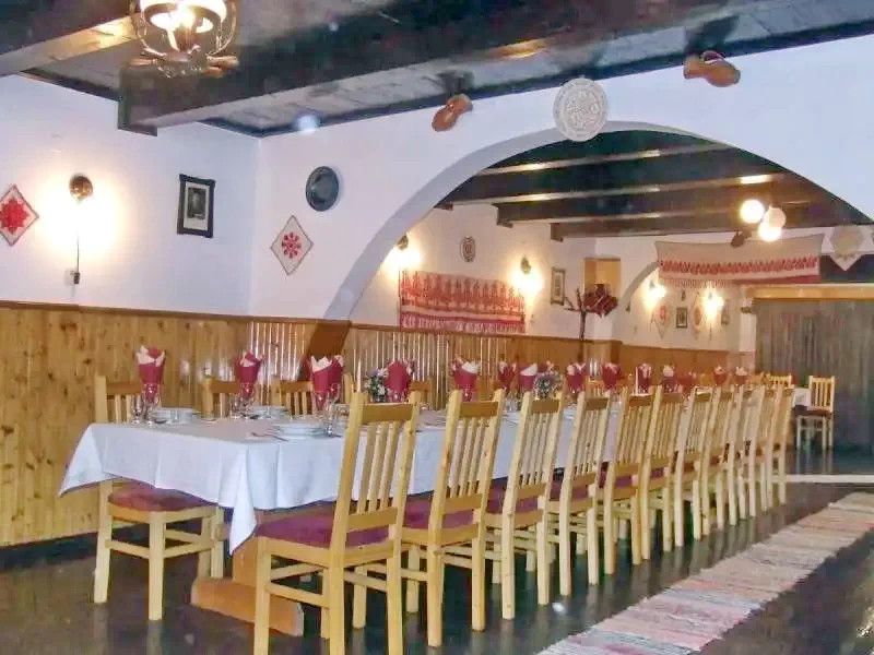 Racu Cazare | Han (K0083-7) Imaginea poate fi supusă drepturilor de autor. Se recomandă contactarea titularului drepturilor.