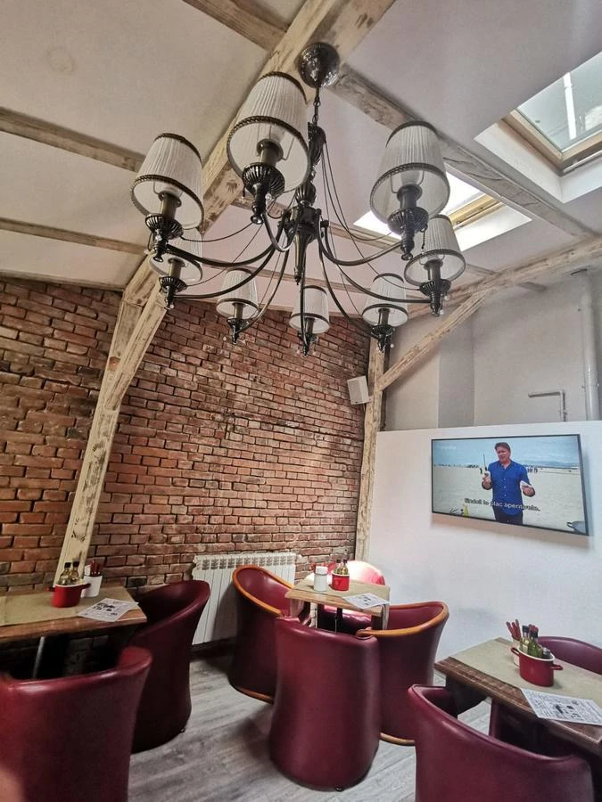 Sighișoara Cazare | Pensiune (K1183-34) Imaginea poate fi supusă drepturilor de autor. Se recomandă contactarea titularului drepturilor.