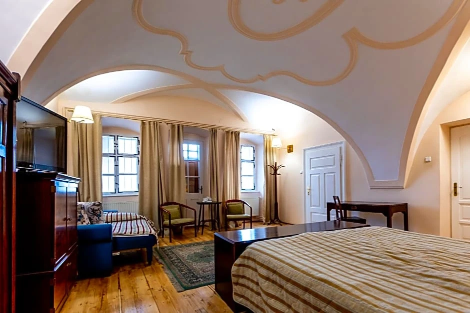 Cazare Sighișoara - Hotel Casa Wagner*** | Segesvár - Casa Wagner Hotel***. Imaginea poate fi supusă drepturilor de autor. Se recomandă contactarea titularului drepturilor.