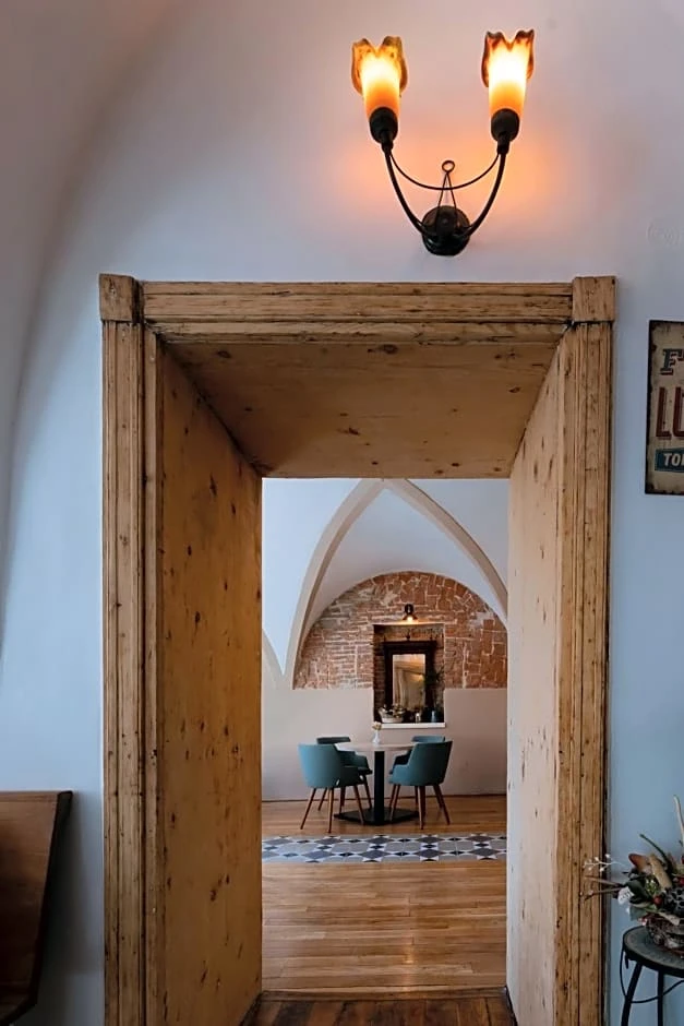 Sighișoara Cazare | Pensiune turistică (K1187-70) Imaginea poate fi supusă drepturilor de autor. Se recomandă contactarea titularului drepturilor.