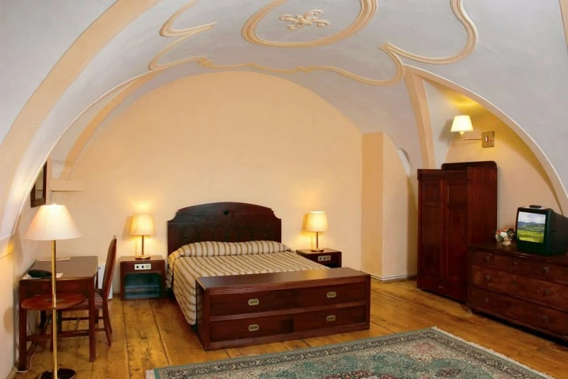 Sighișoara Cazare | Hotel*** (K1187-76) Imaginea poate fi supusă drepturilor de autor. Se recomandă contactarea titularului drepturilor.