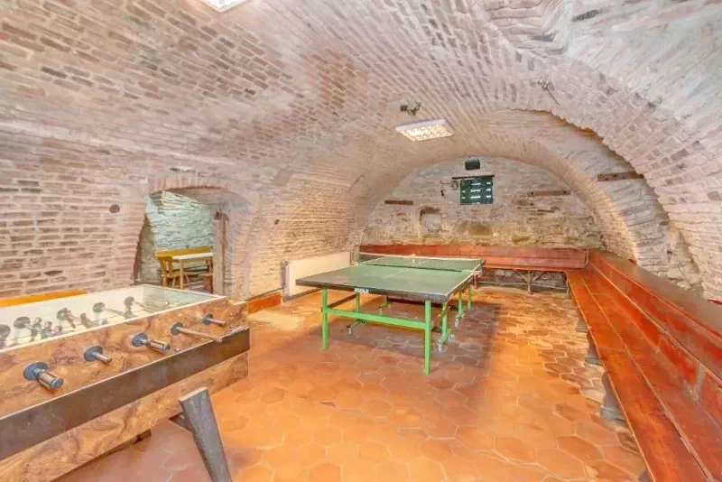 Sighișoara Cazare | Hostel (K1425-7) Imaginea poate fi supusă drepturilor de autor. Se recomandă contactarea titularului drepturilor.