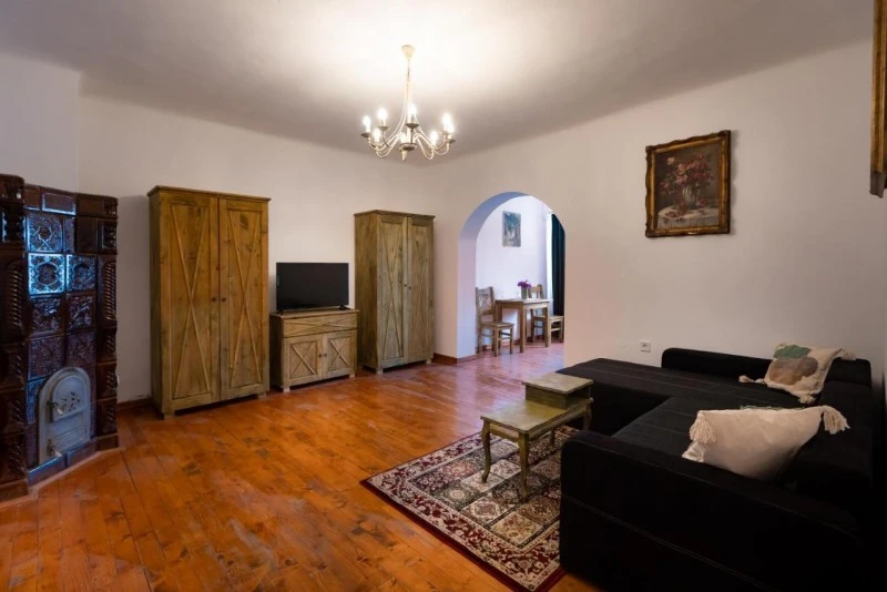 Sighișoara Cazare | Motel (K1525-33) Imaginea poate fi supusă drepturilor de autor. Se recomandă contactarea titularului drepturilor.