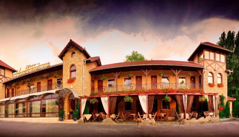 Sighișoara Cazare | Pensiune turistică (K1527-38) Imaginea poate fi supusă drepturilor de autor. Se recomandă contactarea titularului drepturilor.