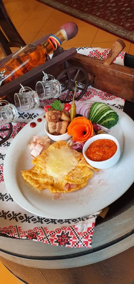 Sighișoara Cazare | Pensiune turistică (K1527-57) Imaginea poate fi supusă drepturilor de autor. Se recomandă contactarea titularului drepturilor.