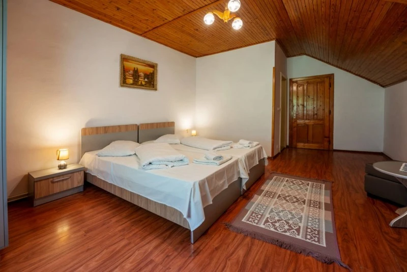 Segesvár Szállás | Hotel*** (K1588-22) A kép szerzői jogvédelem alatt állhat. Javasolt a kapcsolatfelvétel a jog tulajdonossal.