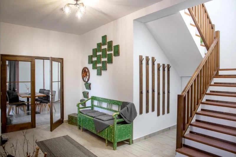 Joseni Cazare | Motel (K1589-13) Imaginea poate fi supusă drepturilor de autor. Se recomandă contactarea titularului drepturilor.