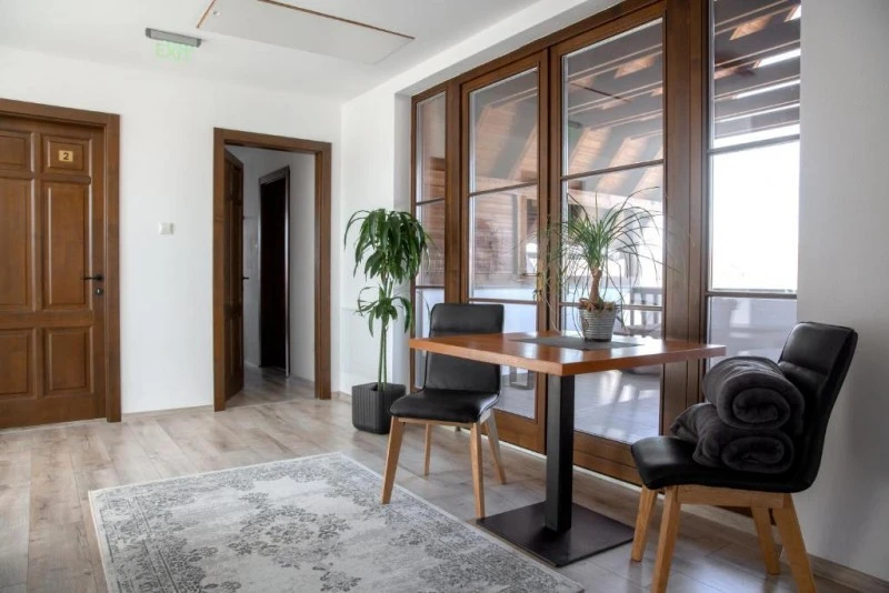 Gyergyóalfalu Szállás | Motel (K1589-18) A kép szerzői jogvédelem alatt állhat. Javasolt a kapcsolatfelvétel a jog tulajdonossal.