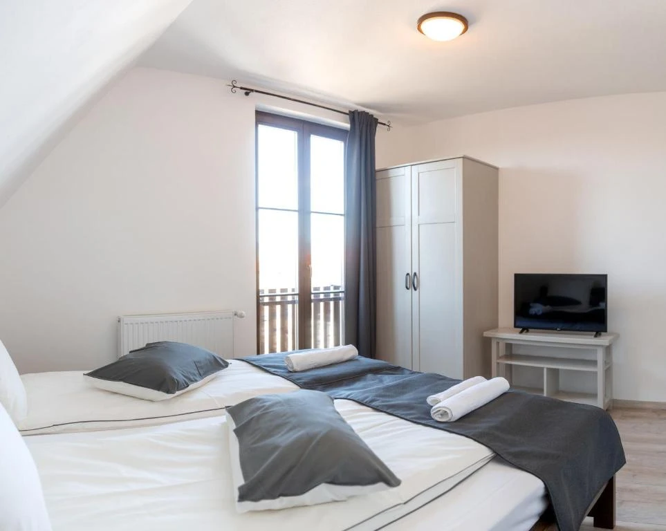 Gyergyóalfalu Szállás | Motel (K1589-27) A kép szerzői jogvédelem alatt állhat. Javasolt a kapcsolatfelvétel a jog tulajdonossal.