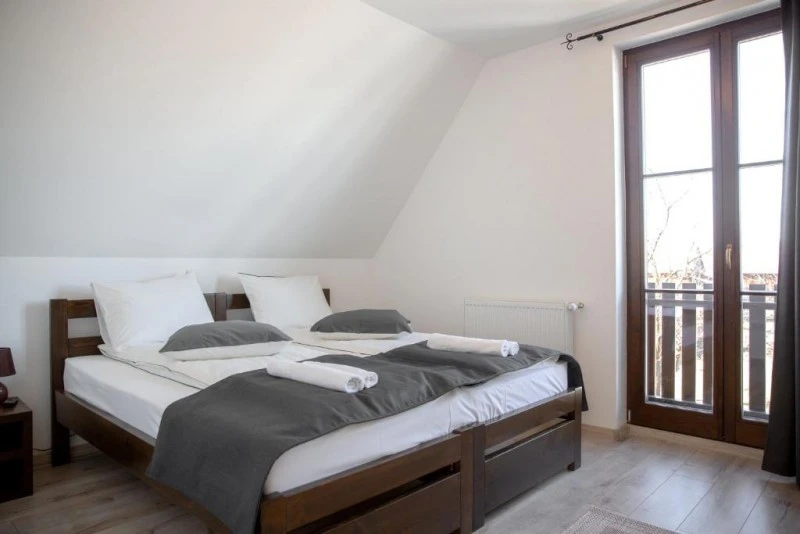 Gyergyóalfalu Szállás | Motel (K1589-29) A kép szerzői jogvédelem alatt állhat. Javasolt a kapcsolatfelvétel a jog tulajdonossal.