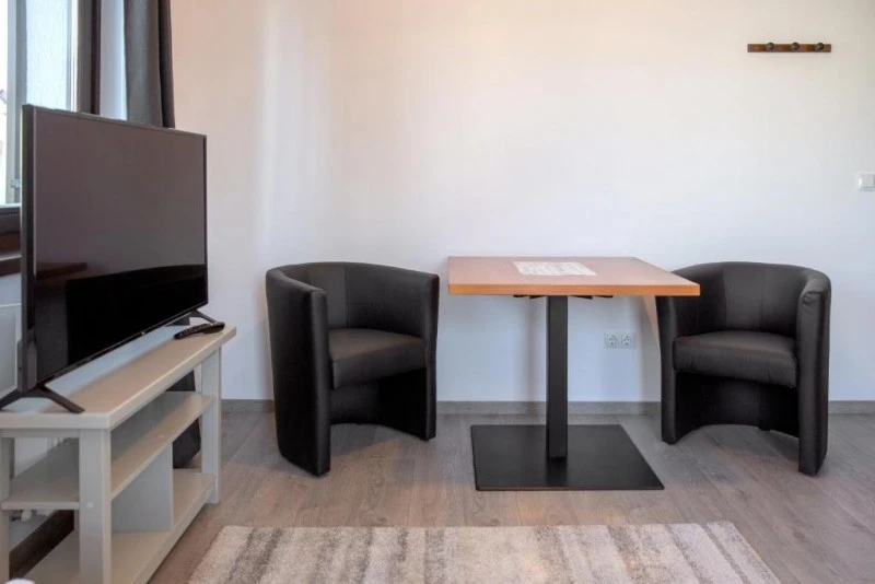 Gyergyóalfalu Szállás | Motel (K1589-35) A kép szerzői jogvédelem alatt állhat. Javasolt a kapcsolatfelvétel a jog tulajdonossal.