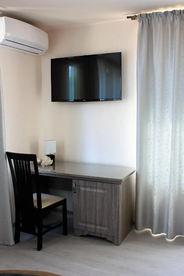 Déva Szállás | Motel (K1152-12) A kép szerzői jogvédelem alatt állhat. Javasolt a kapcsolatfelvétel a jog tulajdonossal.