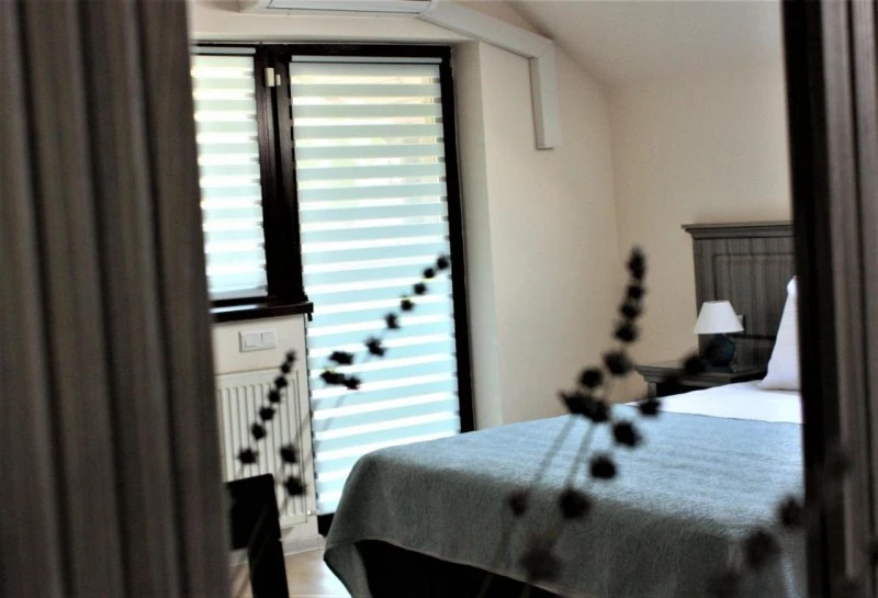 Déva Szállás | Motel (K1152-39) A kép szerzői jogvédelem alatt állhat. Javasolt a kapcsolatfelvétel a jog tulajdonossal.