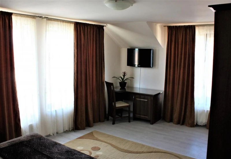 Déva Szállás | Motel (K1152-47) A kép szerzői jogvédelem alatt állhat. Javasolt a kapcsolatfelvétel a jog tulajdonossal.