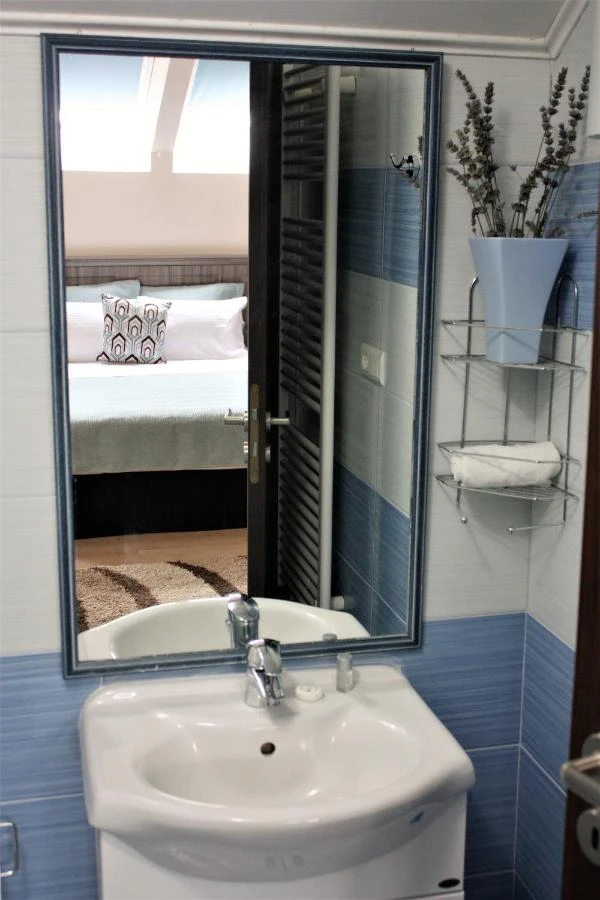 Déva Szállás | Motel (K1152-48) A kép szerzői jogvédelem alatt állhat. Javasolt a kapcsolatfelvétel a jog tulajdonossal.