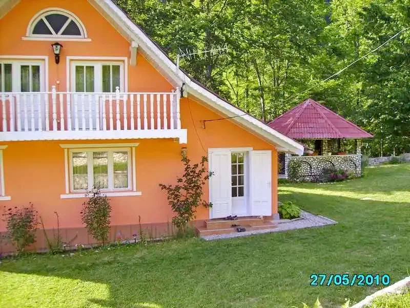 Boga Völgye Szállás | Motel (K0052-1) A kép szerzői jogvédelem alatt állhat. Javasolt a kapcsolatfelvétel a jog tulajdonossal.