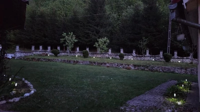 Valea Boga Cazare | Motel (K0052-29) Imaginea poate fi supusă drepturilor de autor. Se recomandă contactarea titularului drepturilor.