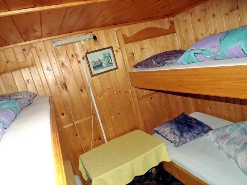 Valea Boga Cazare | Motel (K0052-31) Imaginea poate fi supusă drepturilor de autor. Se recomandă contactarea titularului drepturilor.