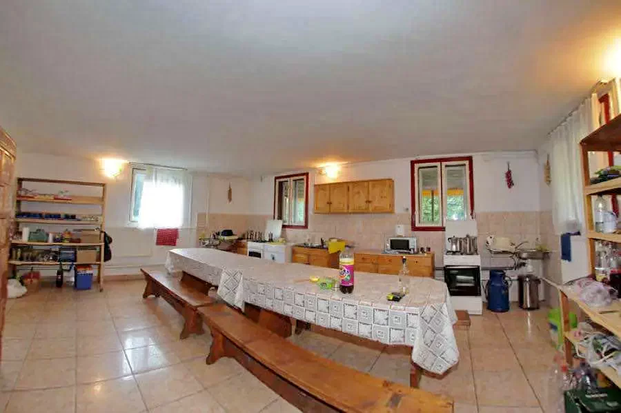 Boga Völgye Szállás | Motel (K0054-3) A kép szerzői jogvédelem alatt állhat. Javasolt a kapcsolatfelvétel a jog tulajdonossal.